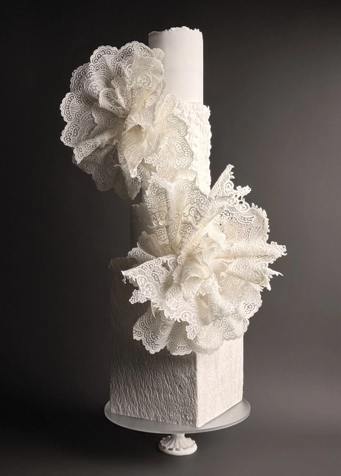 Sculptural cake artwork — Lace in Motion