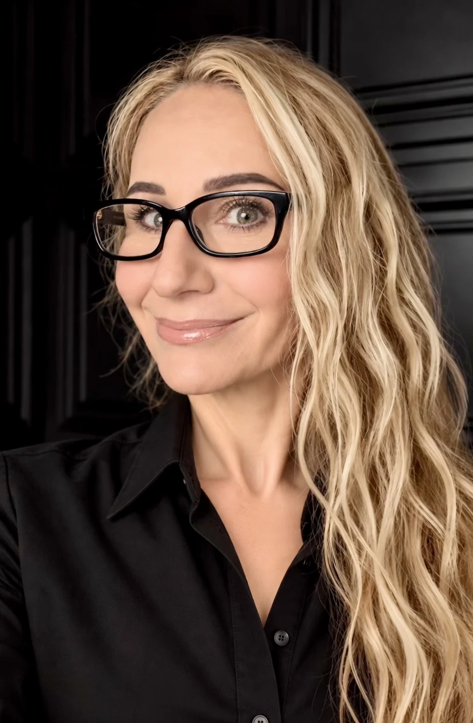 Portrait of Linda Paradis